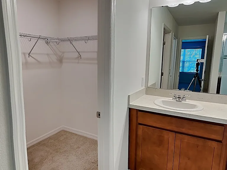 1615 Cloudy Ct — Photo 10