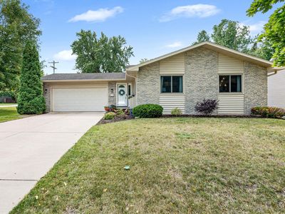 475 Willow Creek Dr, Owatonna, MN, 55060