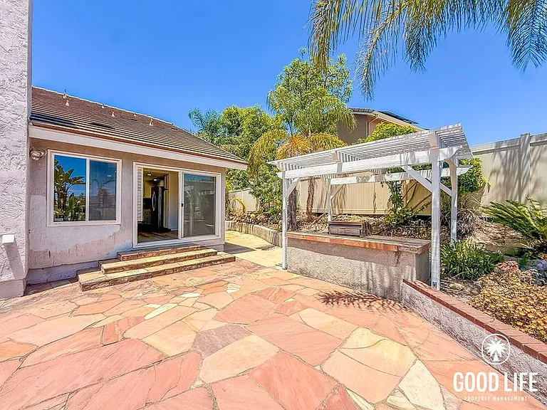 11775 Scripps Lake Dr — Photo 20