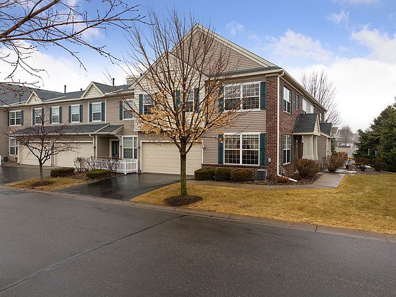 4th image of 12175 Vermillion St NE Unit E