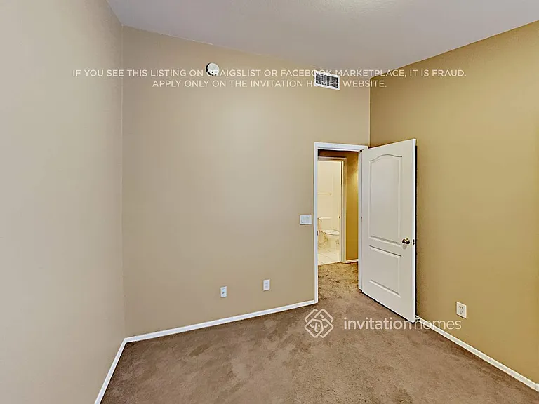 9832 E Olla Ave — Photo 7