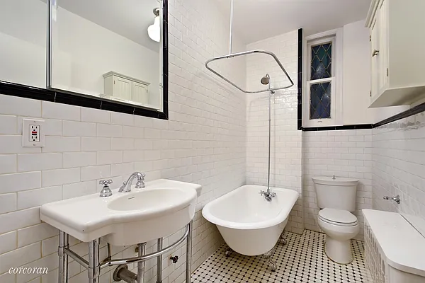 Sold by Corcoran | media 28