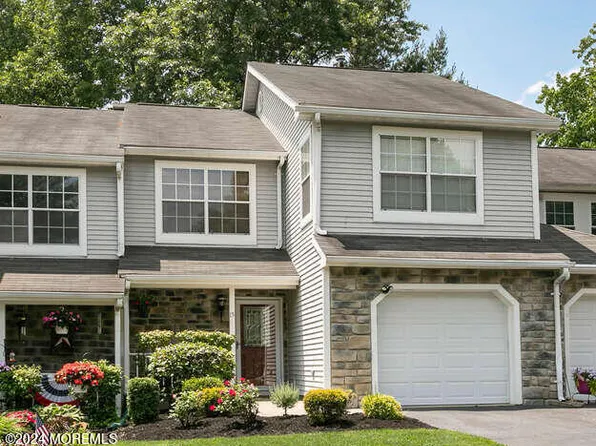 15 Steward Court, Tinton Falls, NJ 07753