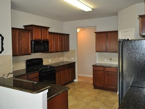 4th image of 107 Scurlock Ct