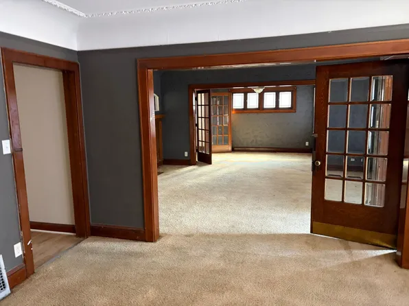 2842 N 47th St, Milwaukee, WI 53210