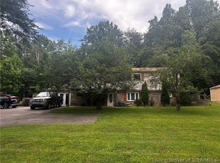 2435 Molly Brown Dr NW, Corydon, IN 47112