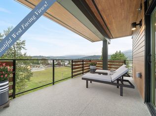 150 James Rd #515, Pt Moody, BC V3H 2S4