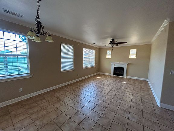 3rd image of 1320 Anita Ct