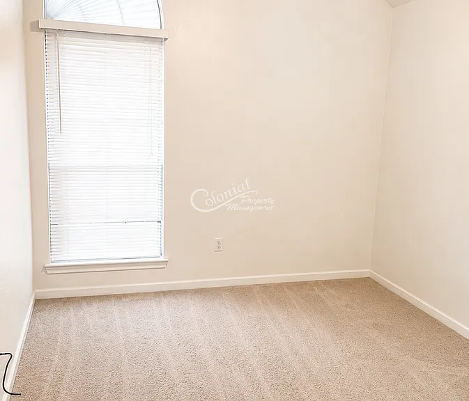 1905 McGinnis Ct — Photo 12