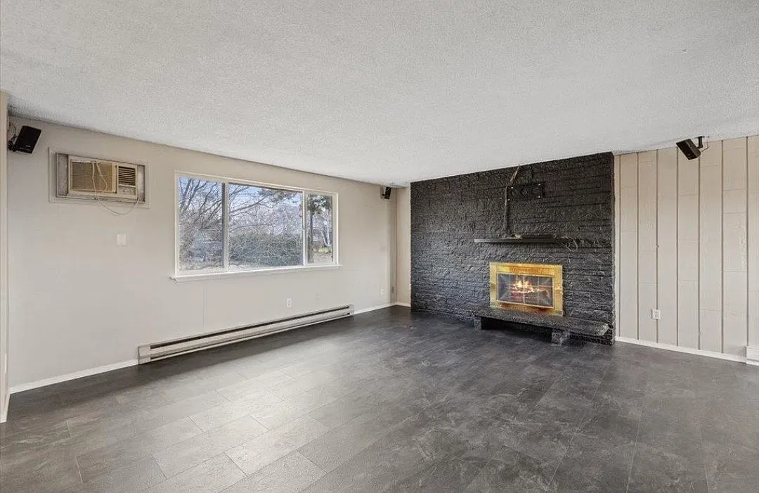 3 bed, 1600 sqft, $1,900 — Photo 4