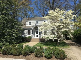 1411 N Glebe Rd, Arlington, VA 22207