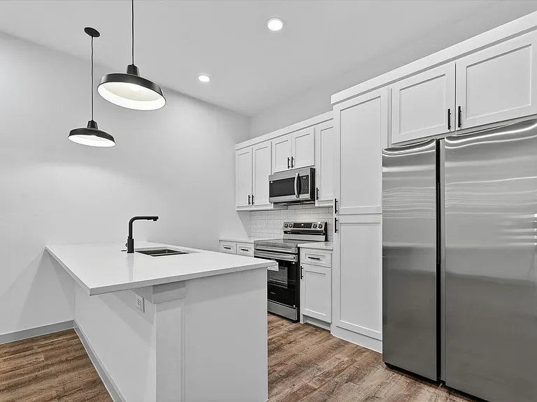 2107 Church St #A — Photo 4