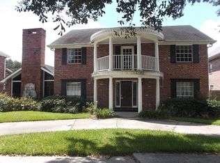 4004 Rivage Ct, Metairie, LA 70002