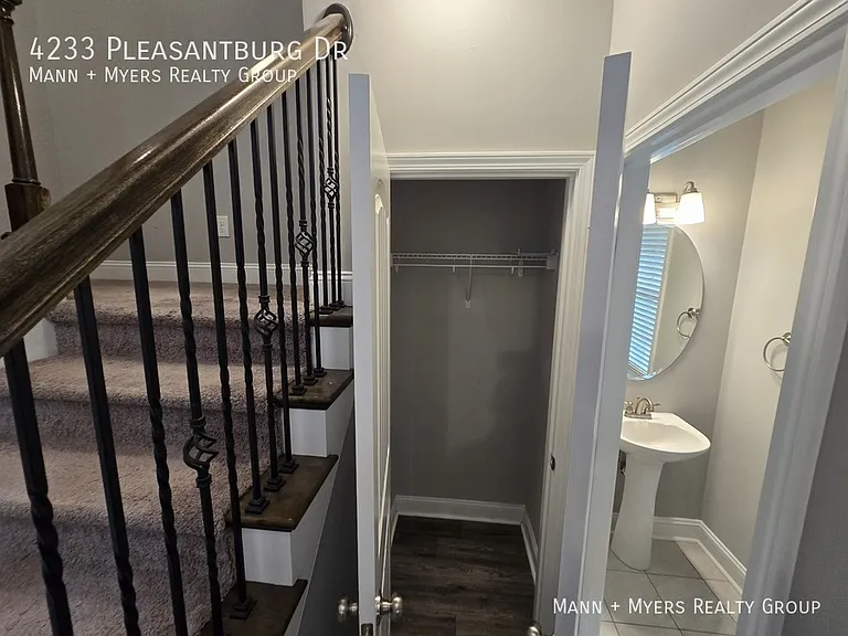 4233 Pleasantburg Dr — Photo 20