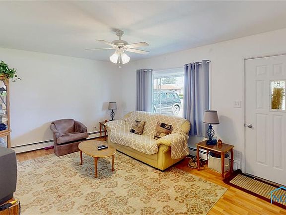 5th image of 2023 Christina Dr