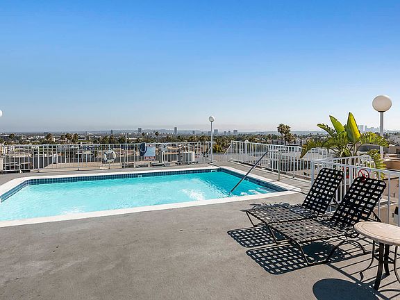 5th image of 1611 N Formosa Ave APT 203