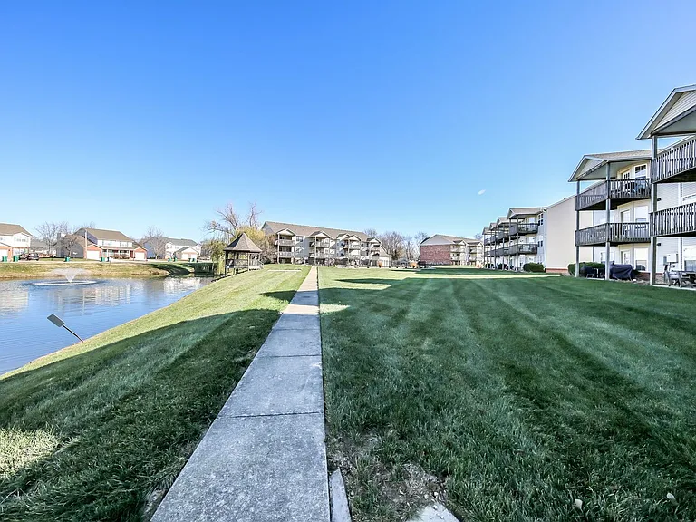 Brookside Manor- O'Fallon, IL — Photo 56