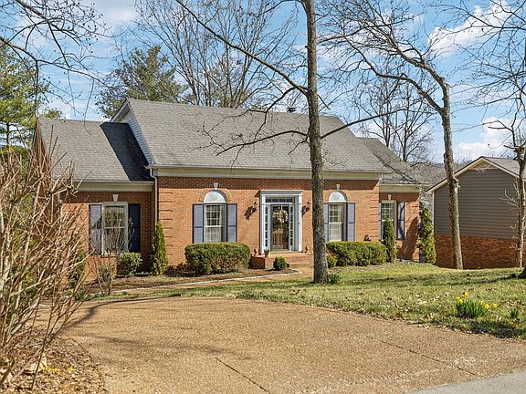 2nd image of 1706 Leaton Ct