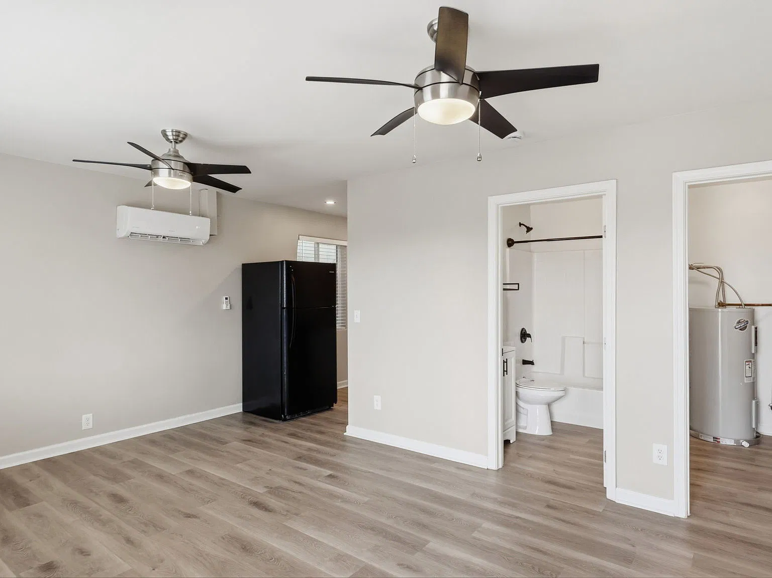 Studio, 440 sqft, $800 — Photo 3