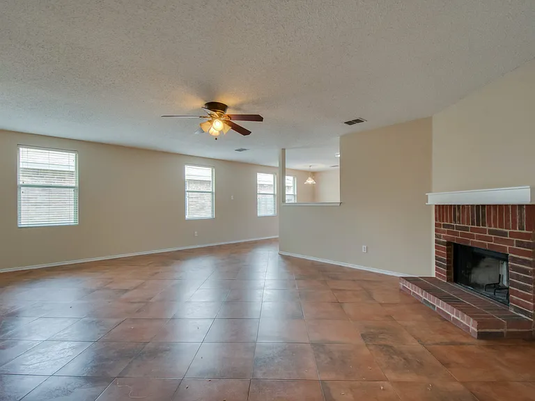 3833 Foxhound Ln — Photo 3