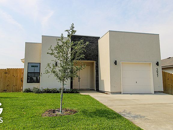 2nd image of 5027 Nispero Ln
