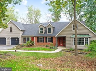 19738 Longmeadow Rd, Hagerstown, MD 21742