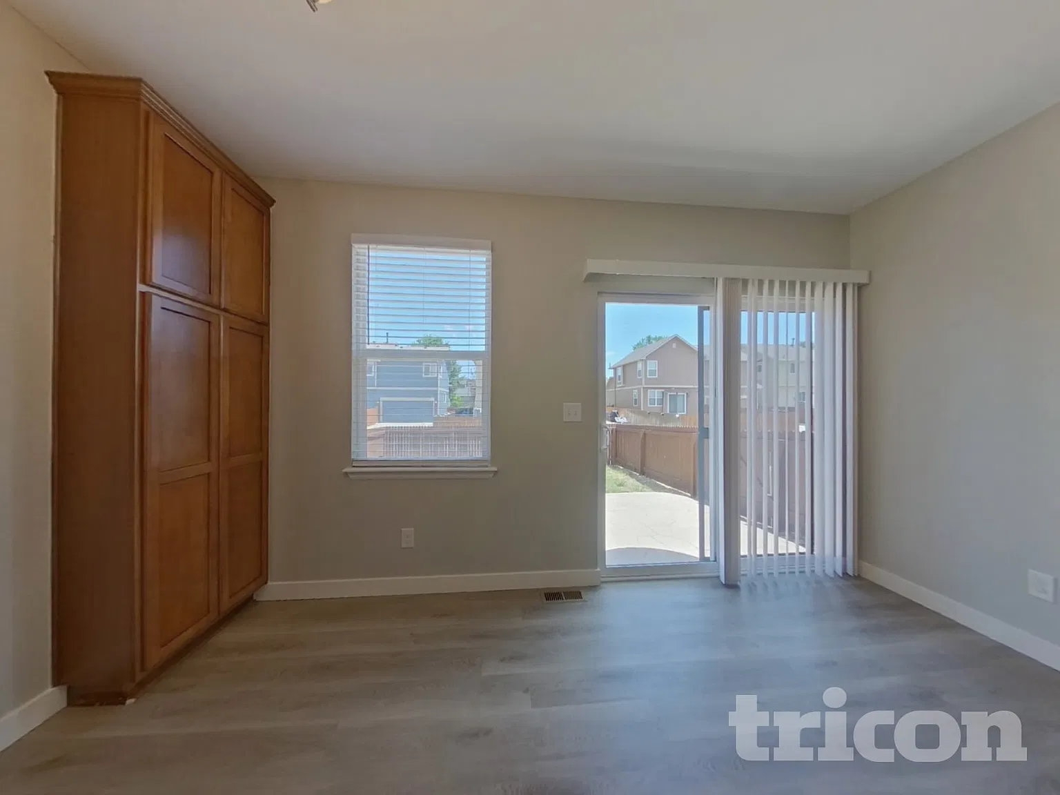 11046 Oakland Drive Henderson CO — Photo 3