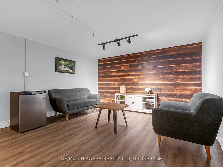 833 Foss Rd #11 — Photo 10