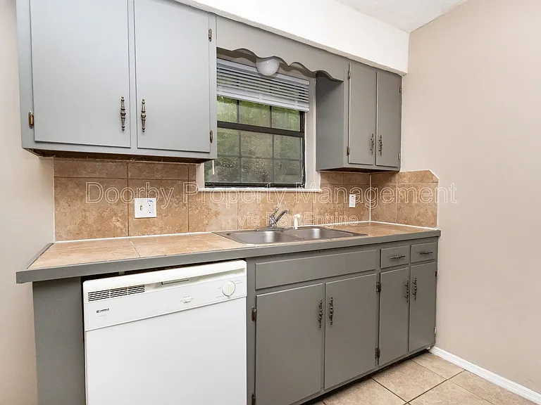 3233 Conner St #3233 — Photo 2