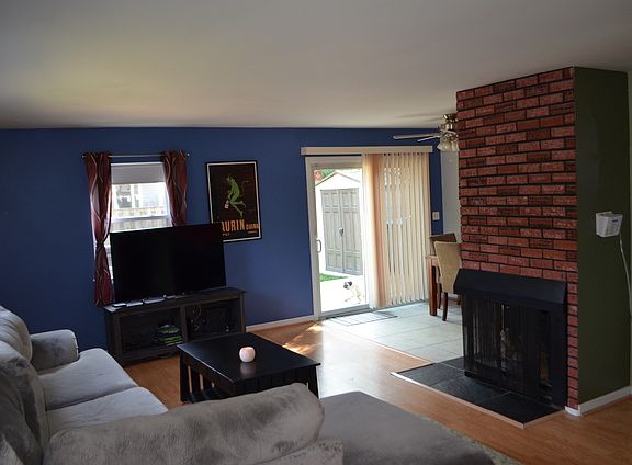 2nd image of 1833 Flintshire Dr
