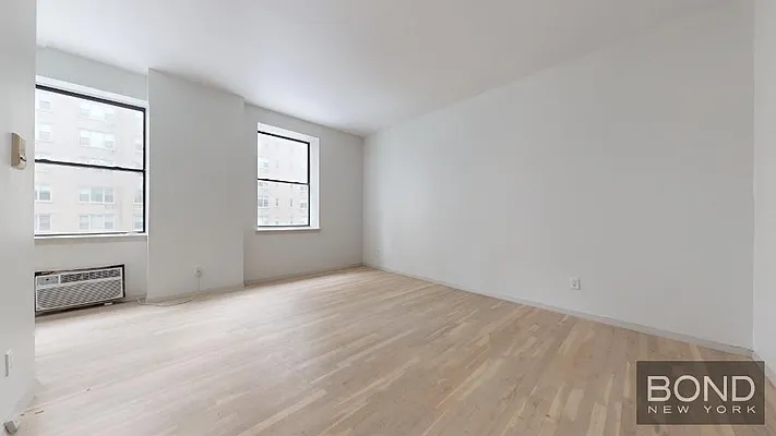 Rented by Bond New York | media 6