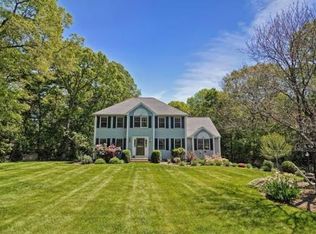 9 Liberty Rd, Medway, MA 02053