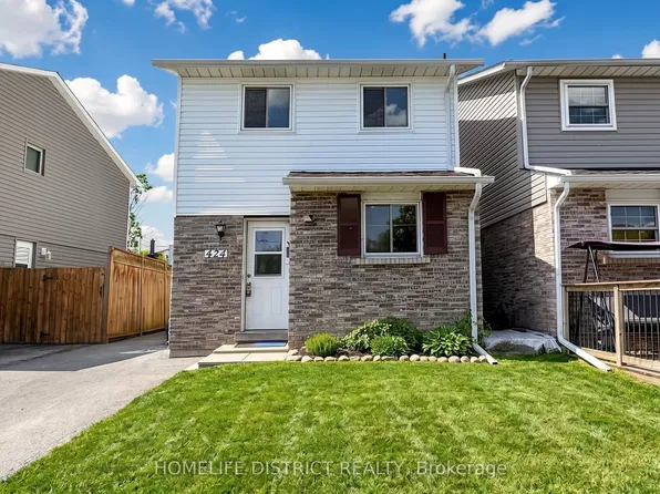 424 Chaleur Ave, Oshawa, ON L1J 6N7