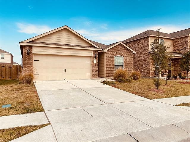 1st image of 1612 Blackburn Way