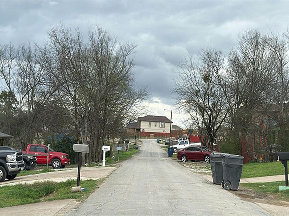 4th image of 2538 Camel Ct