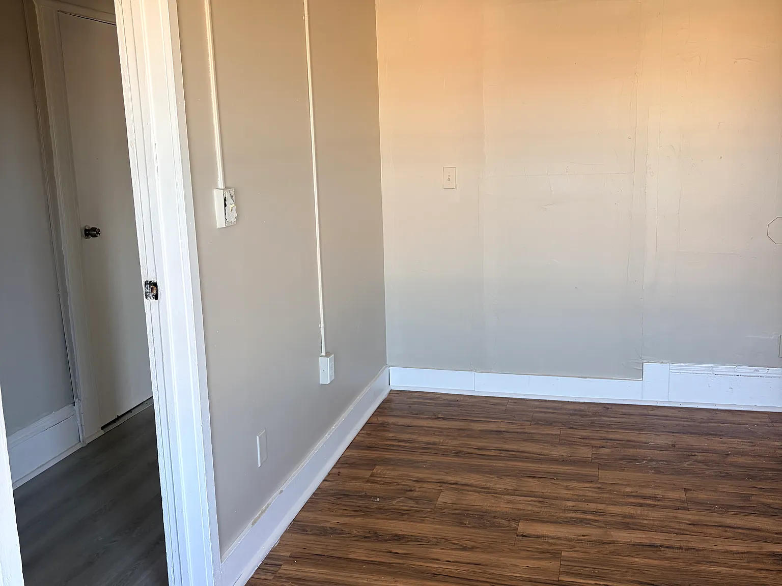 3 bed, 912 sqft, $1,550 — Photo 3