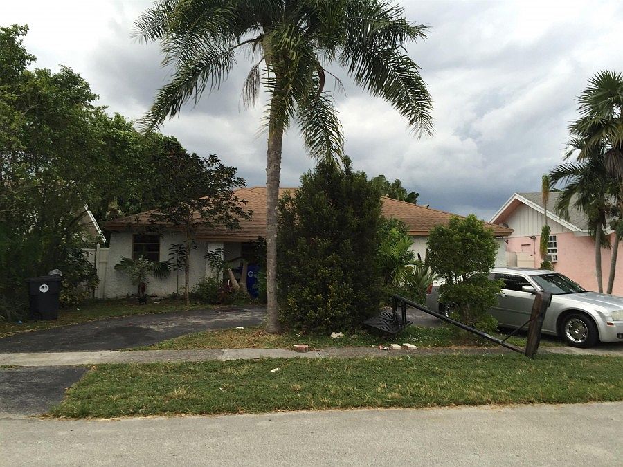 1st image of 7421 SW 12th Ct