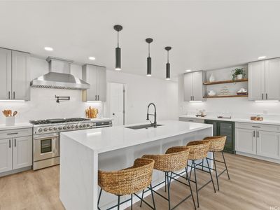 665 Hahaione St, Honolulu, HI, 96825