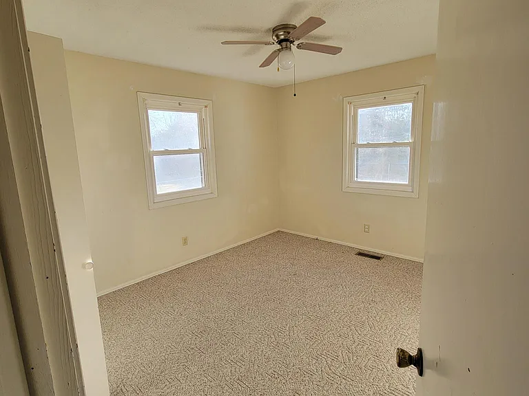 712 Gentry St — Photo 8