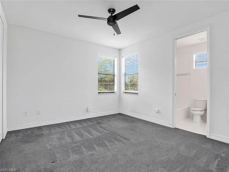10008 Chesapeake Bay Dr — Photo 38