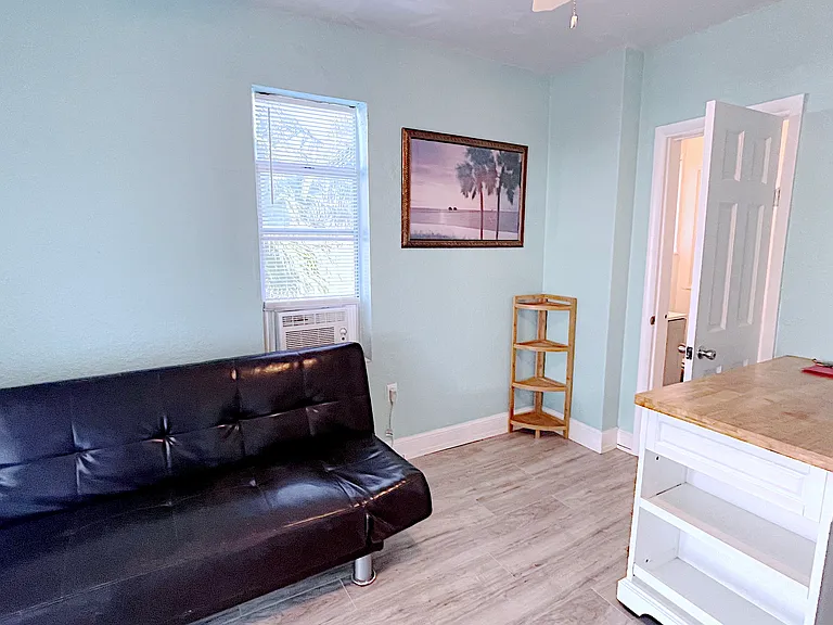 342 Polk St #1 — Photo 8