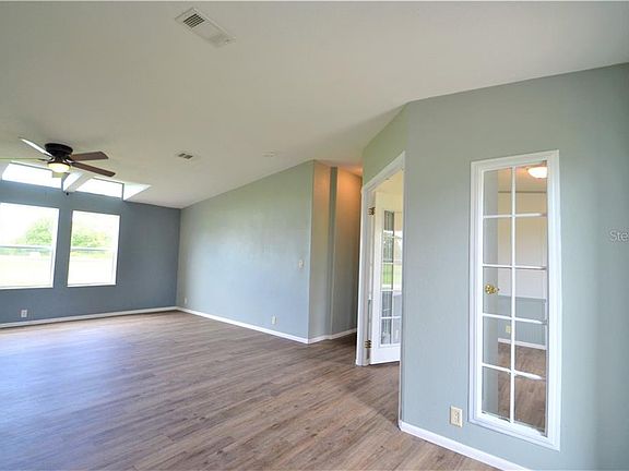 3rd image of 3529 Reagan Blvd