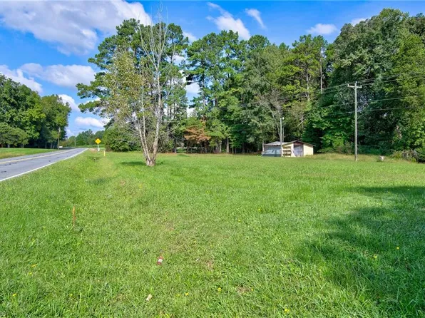 2072 Needmore Rd, Woodleaf, NC 27054