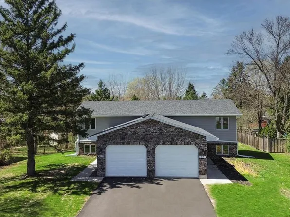 615 High Ridge Rd, River Falls, WI 54022