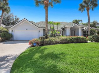 712 Pine Creek LN, NAPLES, FL 34108