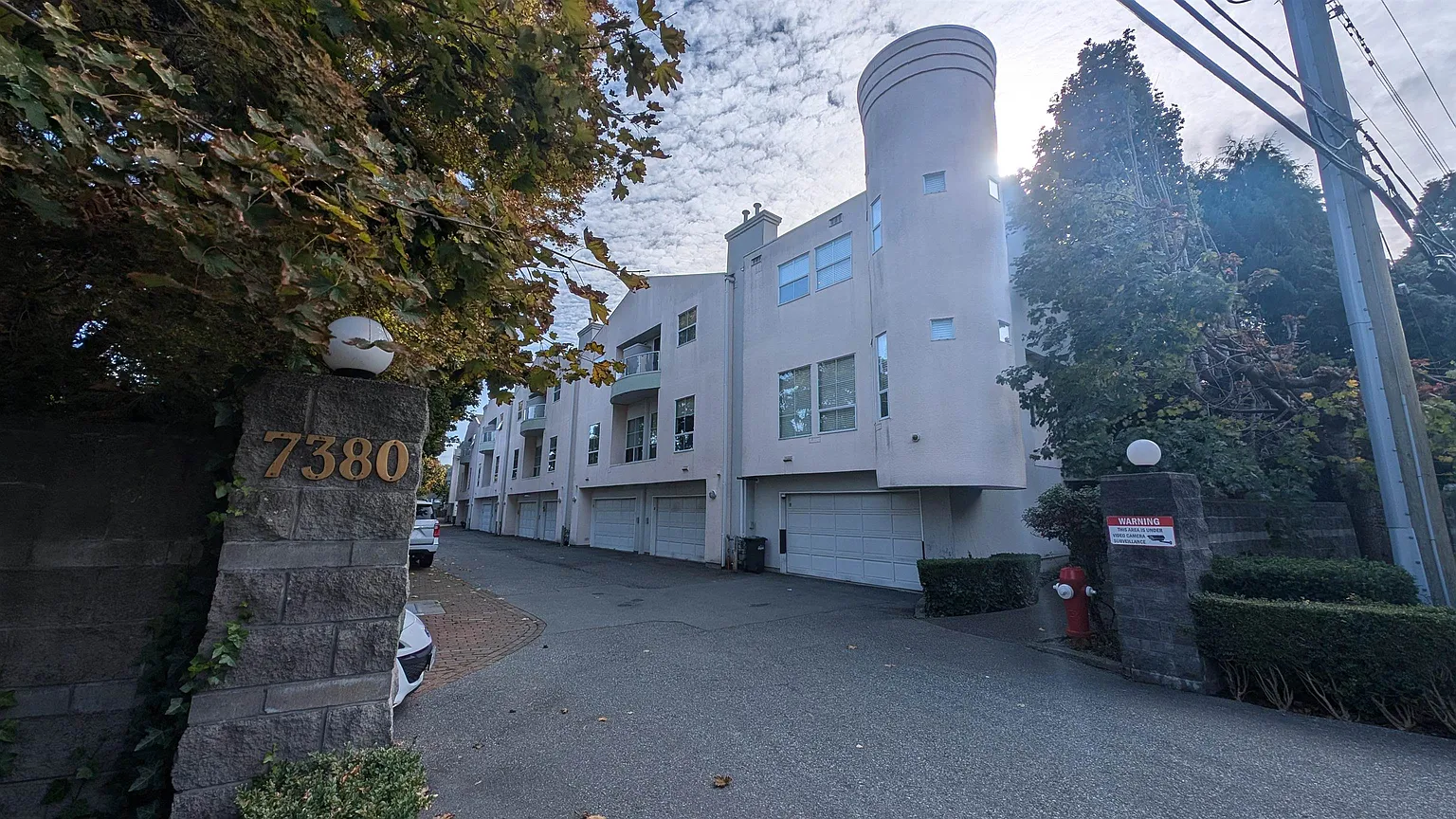 7380 Minoru Blvd #15 photo 1