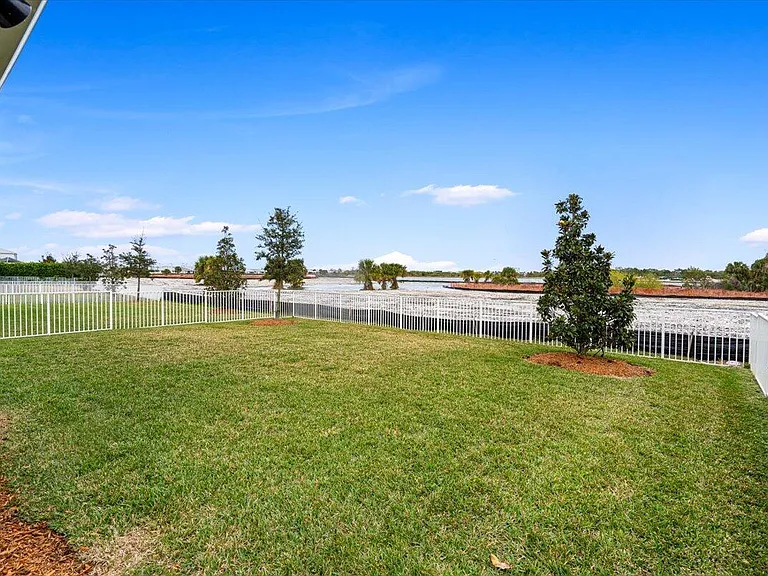 10437 SW Captiva Dr — Photo 45