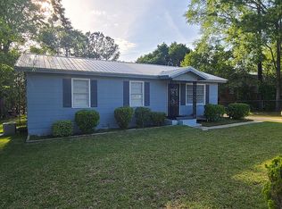 206 Pecan St, Sylvester, GA 31791