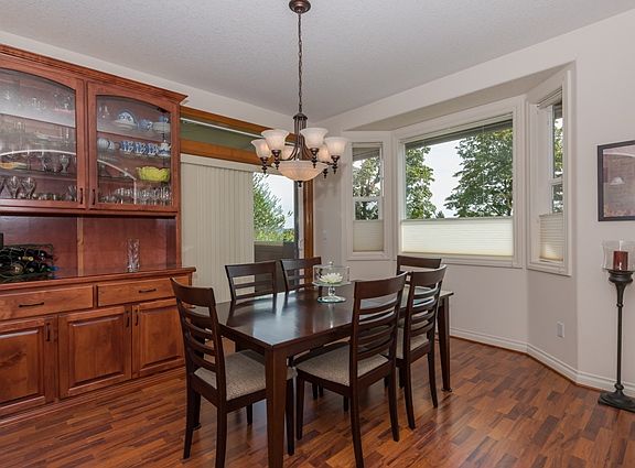 5th image of 908 SE 78th Ave