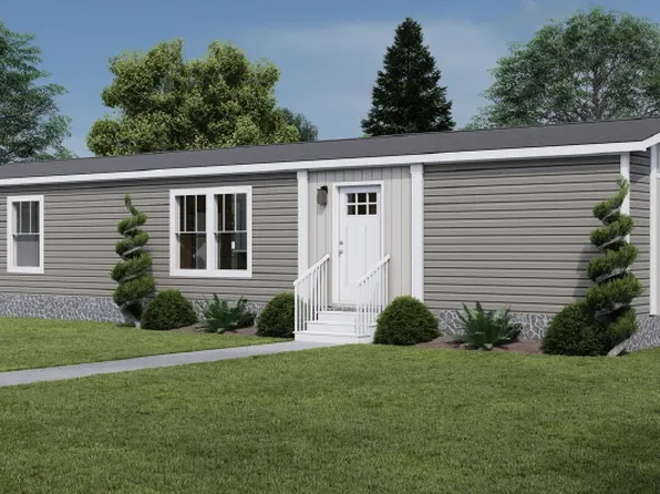 2100 Fisher St #3, Morehead City, NC 28557